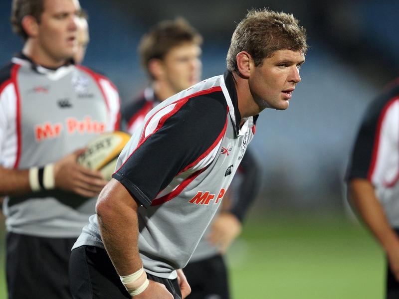 Johann Muller in action for the Sharks in the Super 14