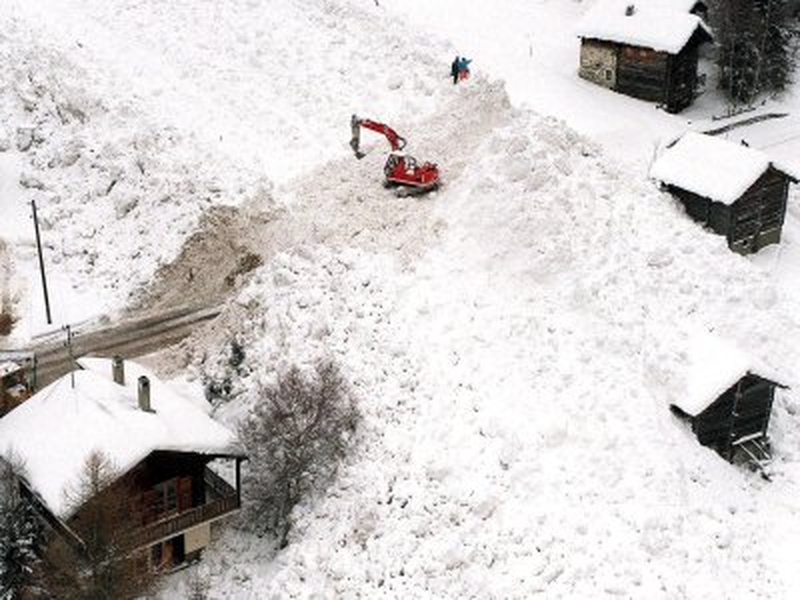 Evolene - 12 people died in 1999 avalanche
