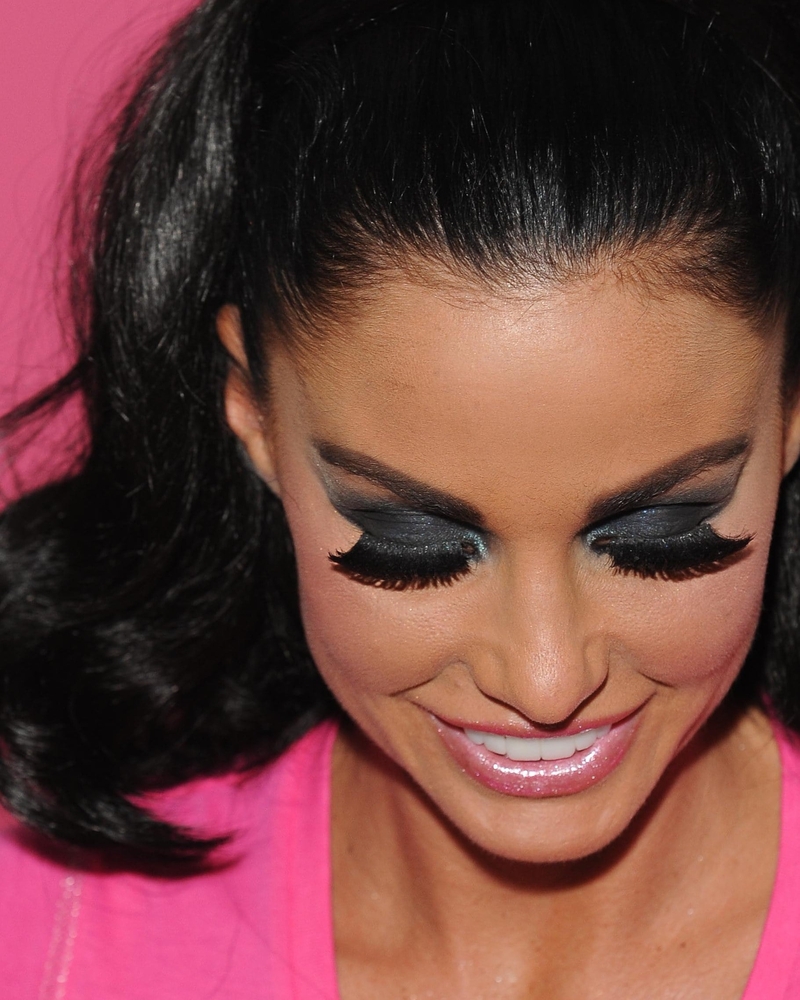 Katie Price is a big fan of fake eyelashes