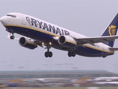 Ryanair passenger - Expensive in-flight meal