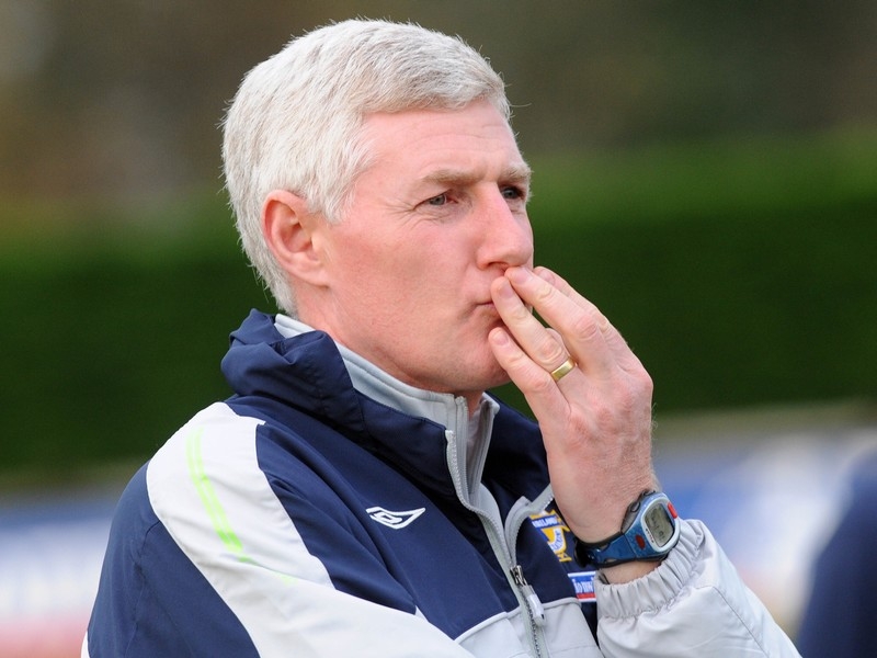 Nigel Worthington has left the bulk of his senior squad out of the touring group