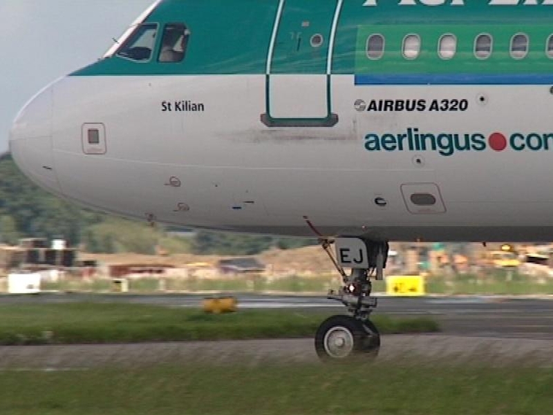 Aer Lingus - Plans to save €97m
