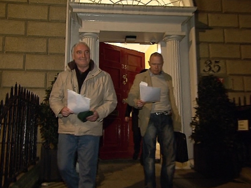 Walsh and Hanlon - Seeking meeting with Transport Minister