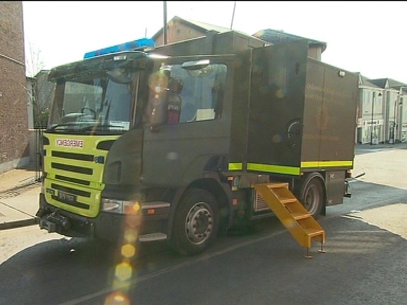 Bomb disposal team - No controlled explosion needed