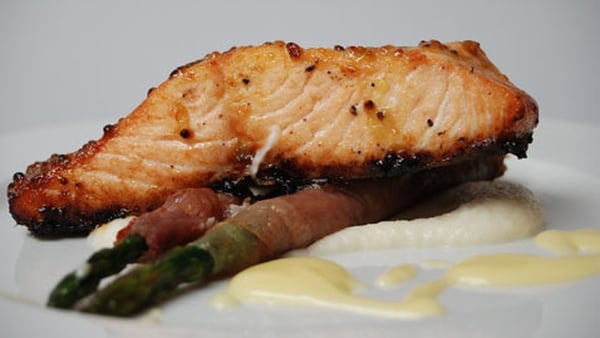 Mustard Glazed Salmon with Asparagus, Parma Ham an