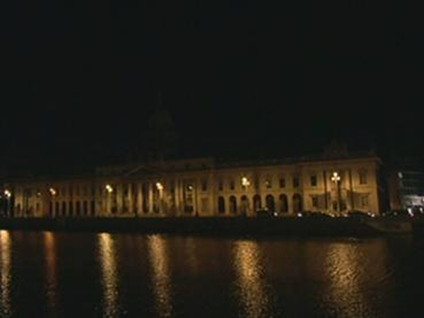 Customs House - Lights out