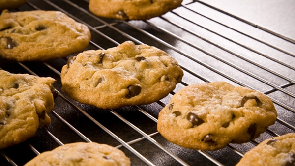 Chocolate and Raisin Cookies