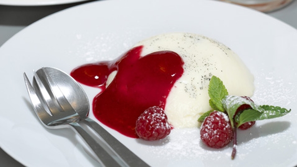 Yogurt and Vanilla Panna Cotta with Summer Fruits