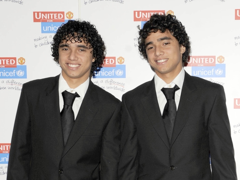 Fabio (left) and Rafael Da Silva
