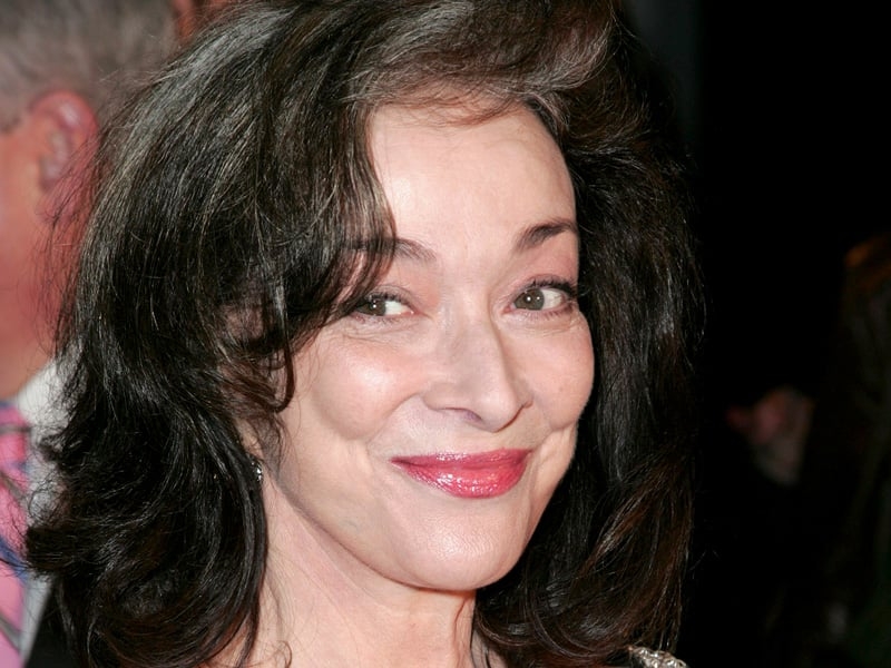 Dixie Carter - Played Gloria Hodge in Desperate Housewives