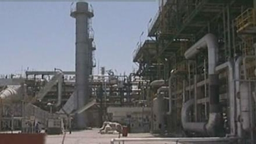 Oil prices - Weak dollar lifts demand