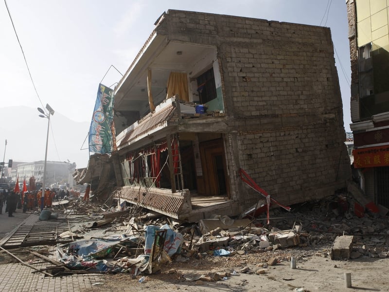 Qinghai - At least 1,706 killed in earthquake