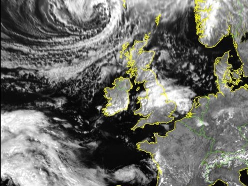 Volcanic disruptions - Aer Lingus, Ryanair losing millions a day