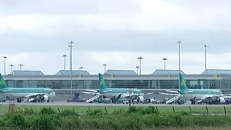 Aer Lingus - Cancelling some flights next year