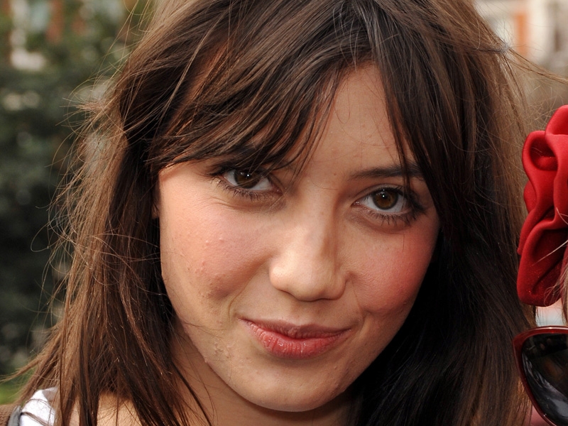 Lowe - Dating the Doctor