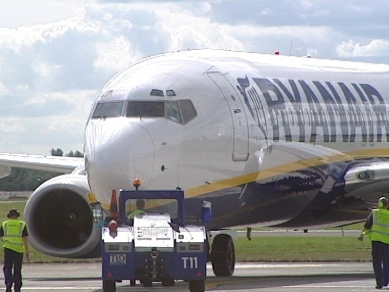 Flying again - Airline says it will comply with EU regulations