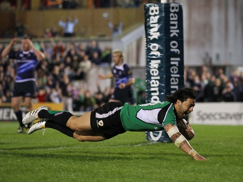 Troy Nathan touches down for a try as Connacht beat Leinster at the Sportsground