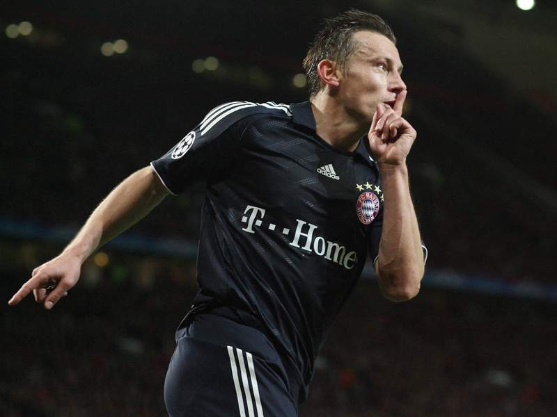 Croatia striker Ivica Olic bagged a hat-trick as Bayern Munich advanced to the Champions League final
