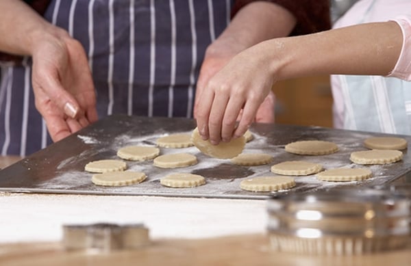 Peanut Butter and Sesame Cookies