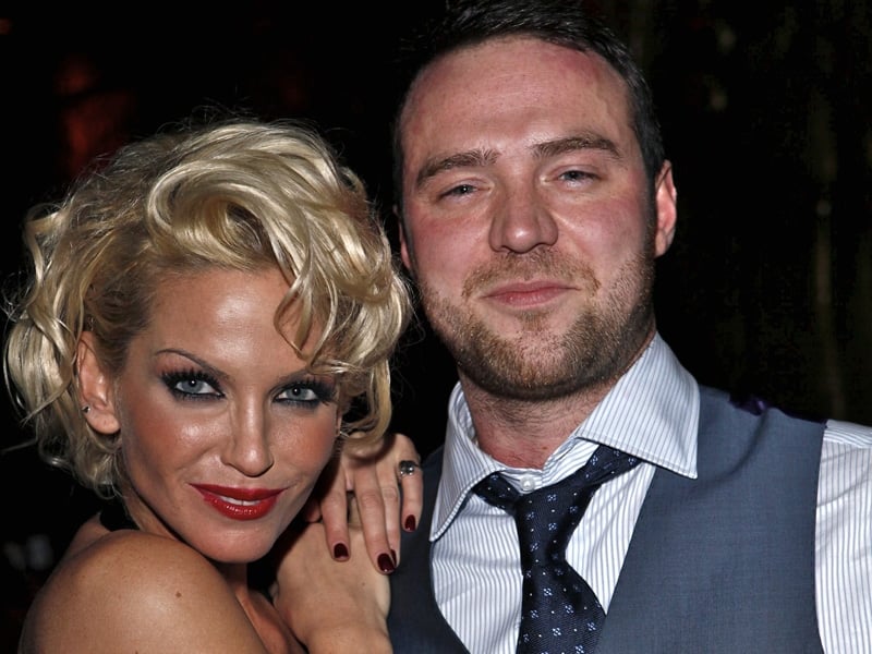 Crane - Wants to propose to Harding after his brother's wedding