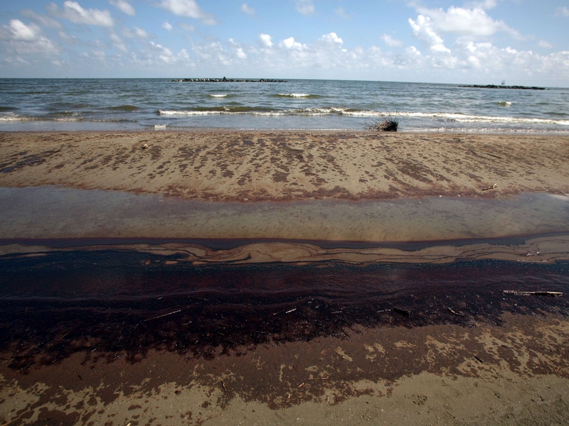 Gulf oil spill - Obama warns BP on financial losses