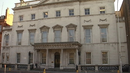 Dept of Foreign Affairs - Theft of identity is 'completely unacceptable'