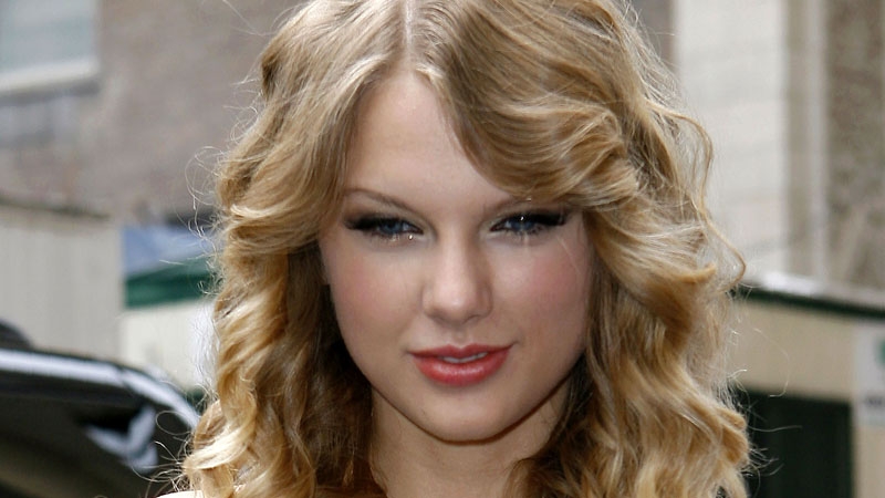 Taylor Swift tops the Billboard Hot 100 for the first time