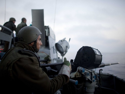 Flotilla - Israeli commandos killed at least nine people