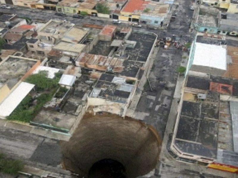 Guatemala - Sinkhole swallowed buildings