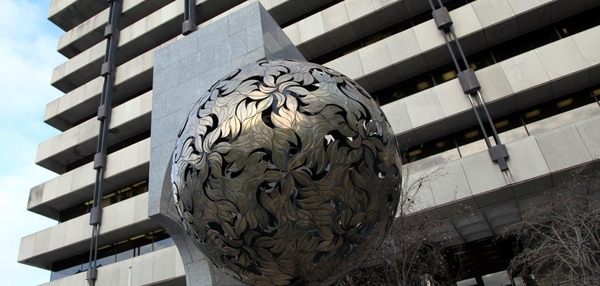 Central Bank - 'Banks essential to functioning of economy'