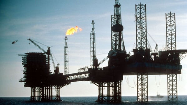 North Sea oil output fell towards the end of last year due to extended maintenance