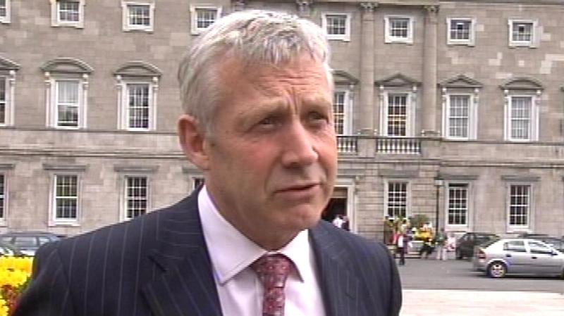 Fergus O'Dowd - Concern over 7,000 unfinished qualifications