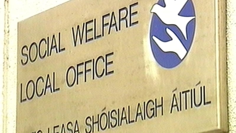 Live Register - Fewer signed on last month