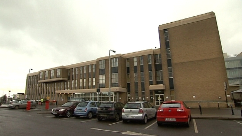 Dundalk - Man's body taken to Louth County Hospital