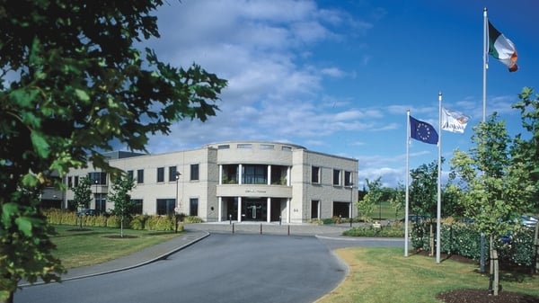 Glanbia maintains its guidance for the full year of 2014