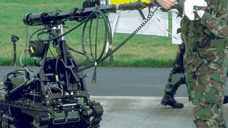 An army bomb disposal team is at the ongoing incident on the A2