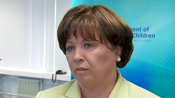 Mary Harney - Addressed conference on children in hospital