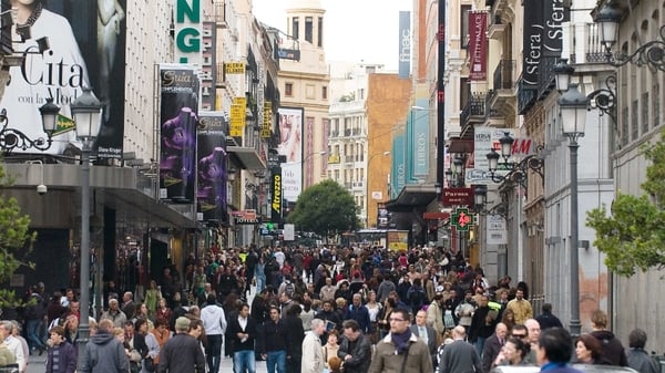 Spain set to fall back into recession this year, central bank says