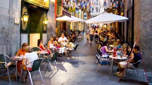Spain - €5.5 billion raised in latest bond auction