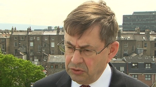 Éamon Ó Cuív - Gave direction before leaving office