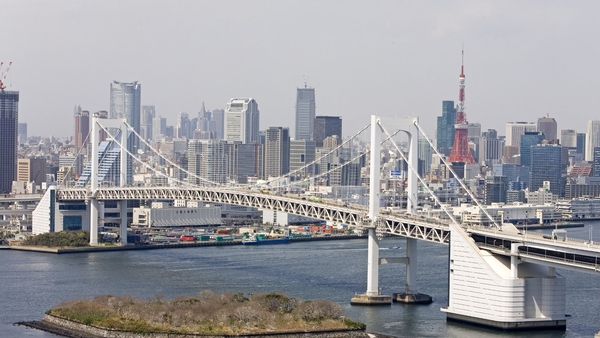 Japanese economy - Bank's bid to combat stronger yen