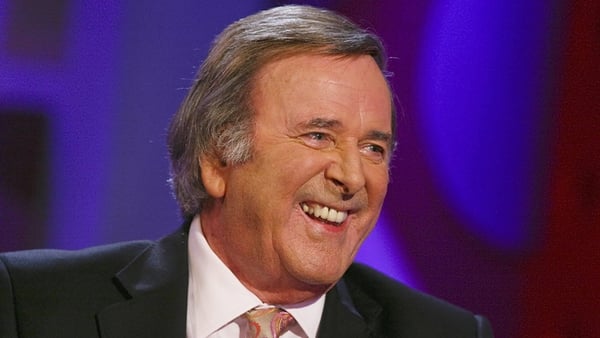 Wogan - "She should do as John Sergeant did"