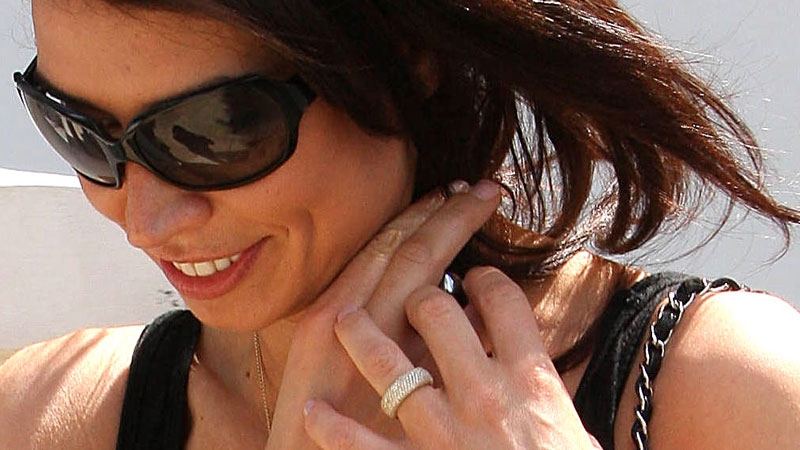 Engagement denied by Bleakley's agent