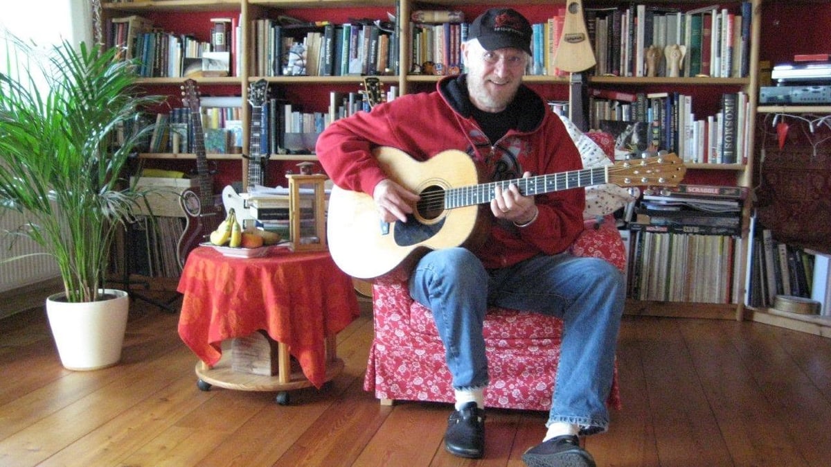 Are you Tony Sheridan?