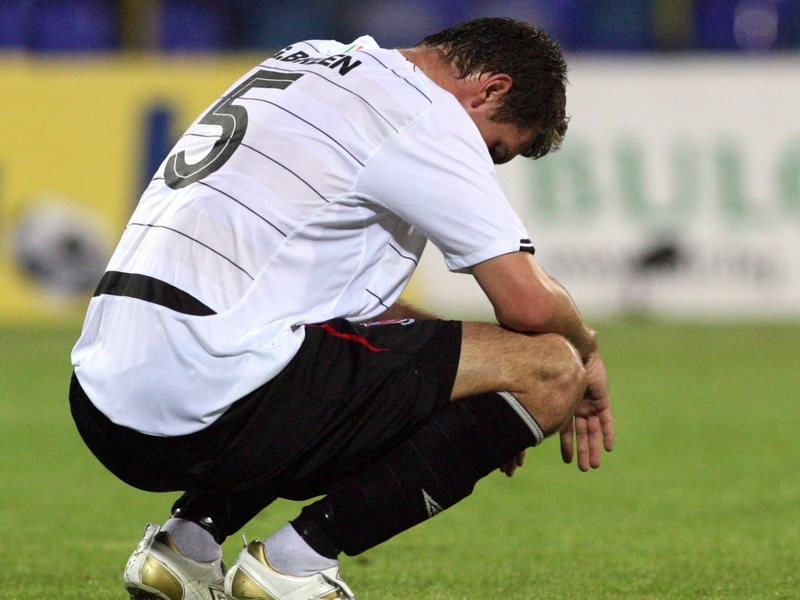 A dejected Garry Breen at the final whistle