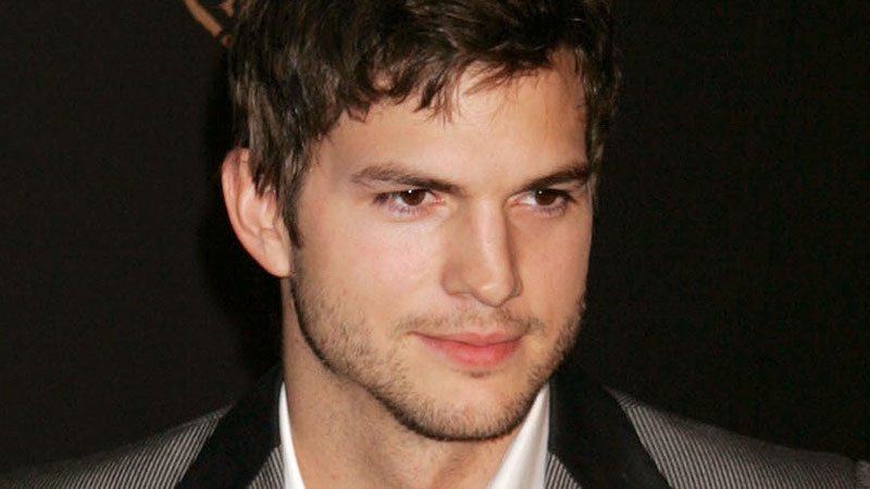 Kutcher - Lost wager when Aniston refused to go on a date