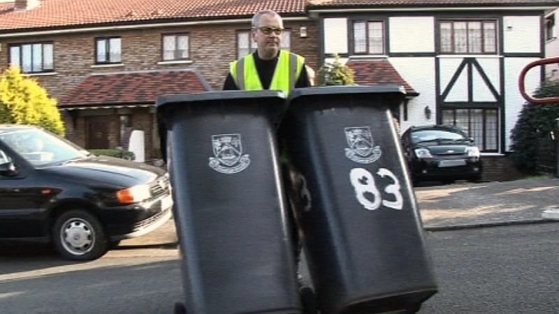 Dún Laoghaire Rathdown - Plans to outsource bin collection