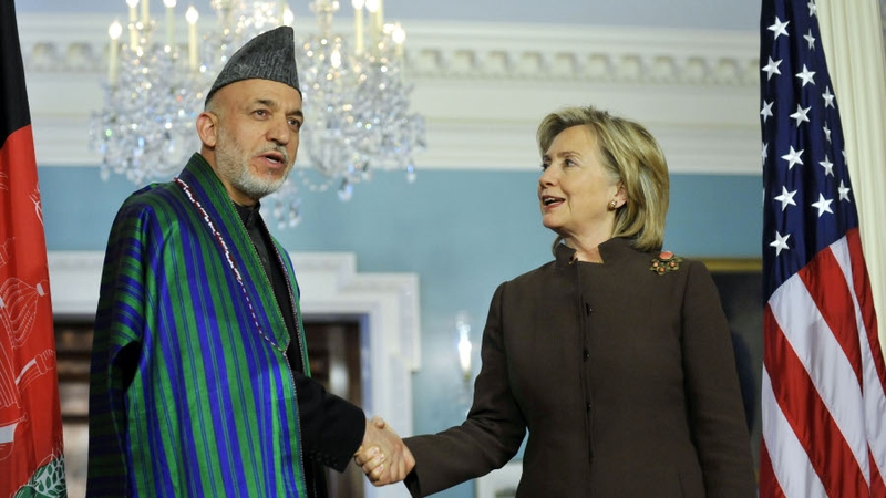 Karzai and Clinton - Agreement on transition of security powers