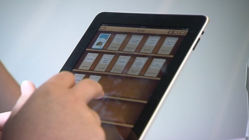 Apple results - Demand for iPad 2 'staggering'
