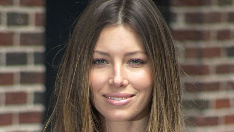 Biel may be the star of 'Total Recall'